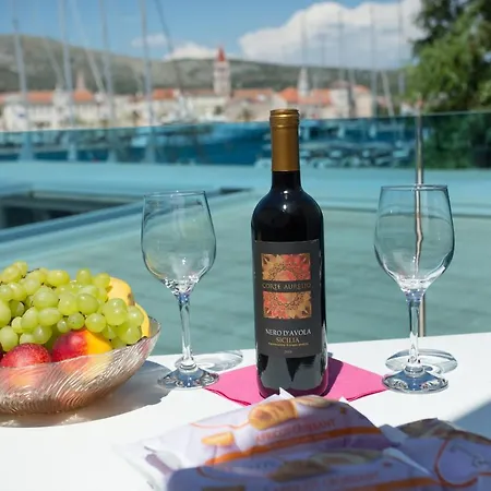Pensionat Azzurro Luxury Trogir