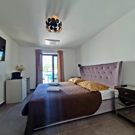 Azzurro Luxury Pensionat Trogir