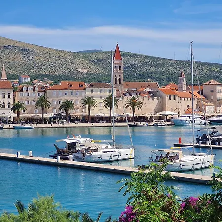 Azzurro Luxury Pensionat Trogir
