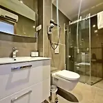 Azzurro Luxury Guest house 4*